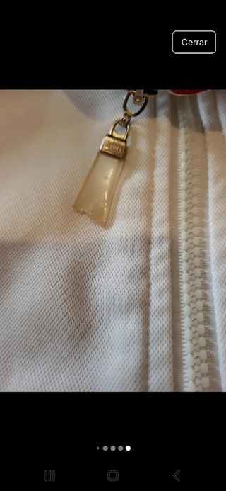 Chaqueta blanca deportiva