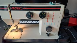 Maquina coser Royal Alfa