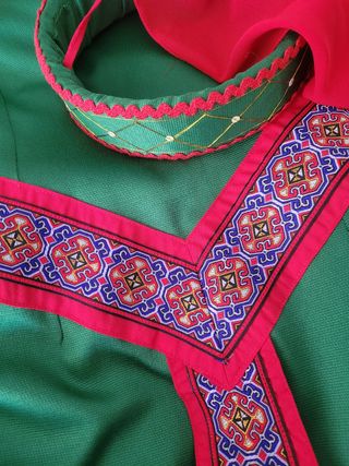 Traje medieval de mujer