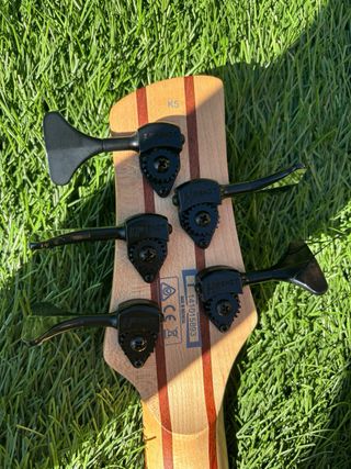 Bajo 5 cuerdas Ibanez K5 bkf PRECIO NEGOCIABLE