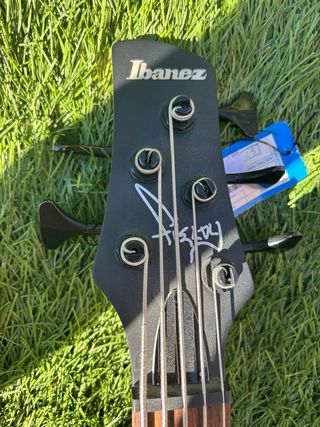 Bajo 5 cuerdas Ibanez K5 bkf PRECIO NEGOCIABLE