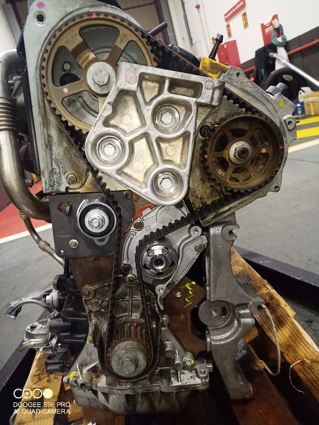 Despiece motor Renault Megane 1.9dci 130cv F9QL818