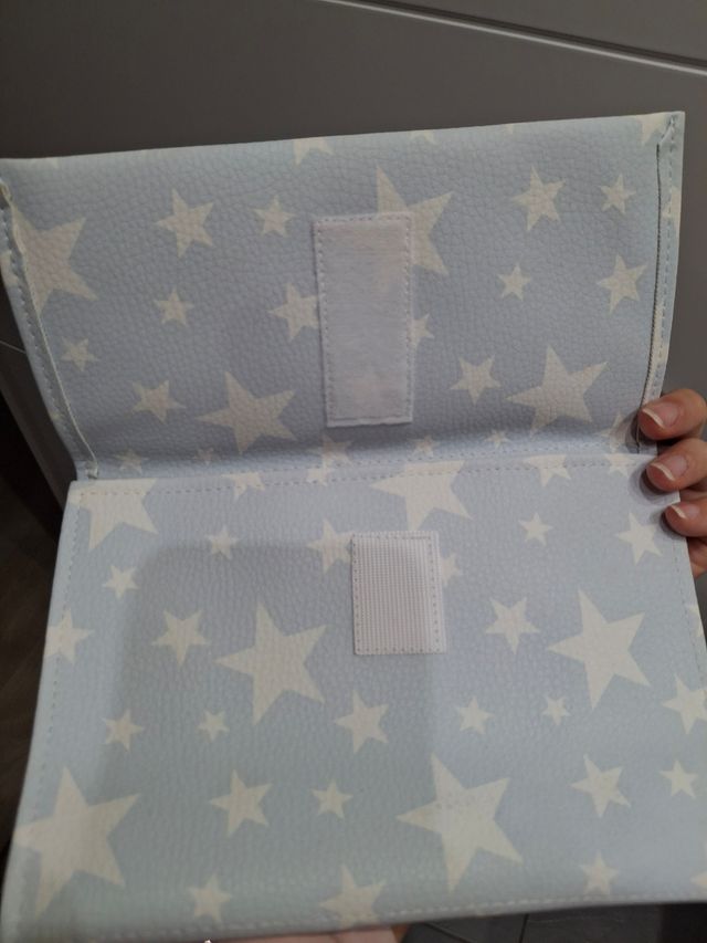 Porta toallitas y pañales