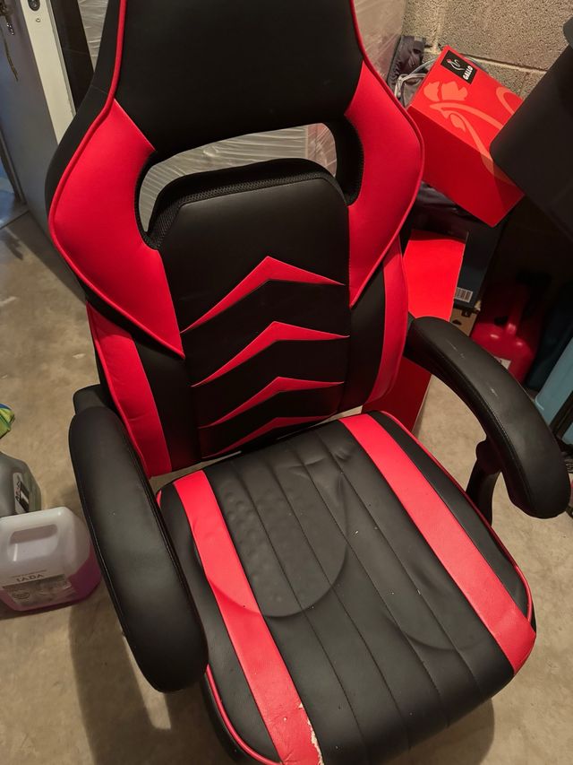 Silla Gamer con Reposapies LOGANrojo