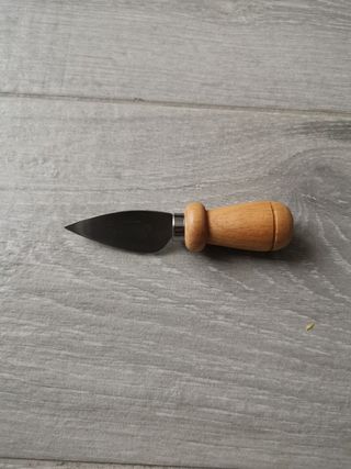 Coltello per formaggio