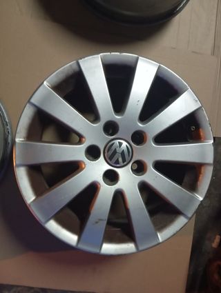 LLANTAS GOLF 5 