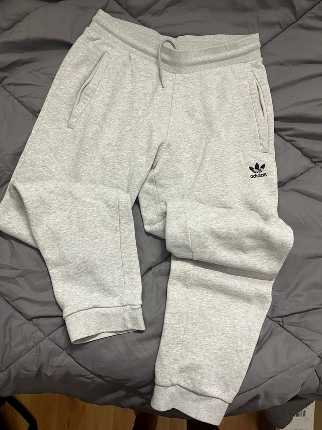 Pantalon Gris Adidas