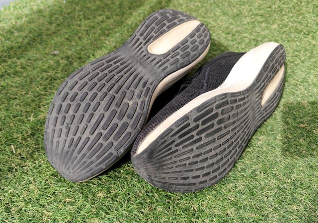 Zapatillas running Adidas Response Runner U (40)