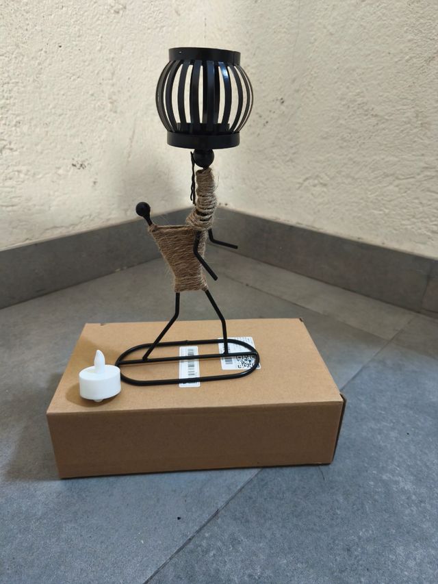 Dos figuras decorativas forja