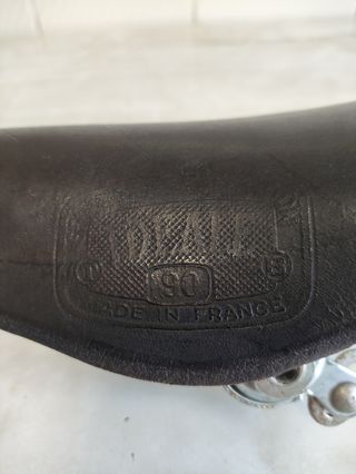 Sillín de cuero para bicicleta IDEALE.