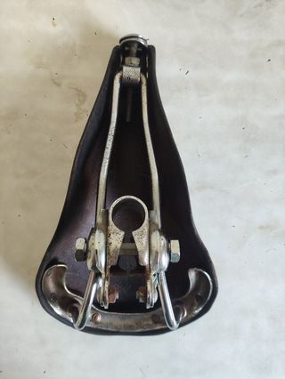 Sillín de cuero para bicicleta IDEALE.