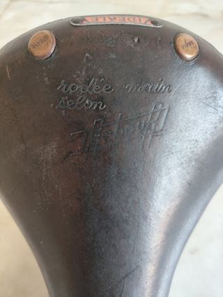 Sillín de cuero para bicicleta IDEALE.