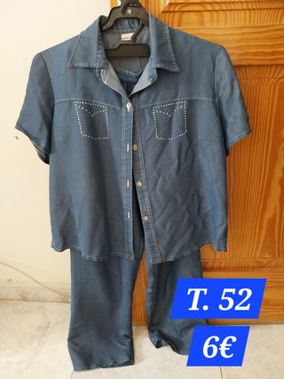 Blusa y pantalón.