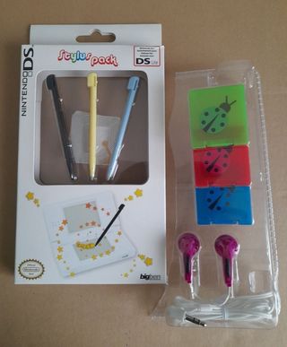 Cuffie+custodie 3DS, DSi, DSLite+3 ✏️ 