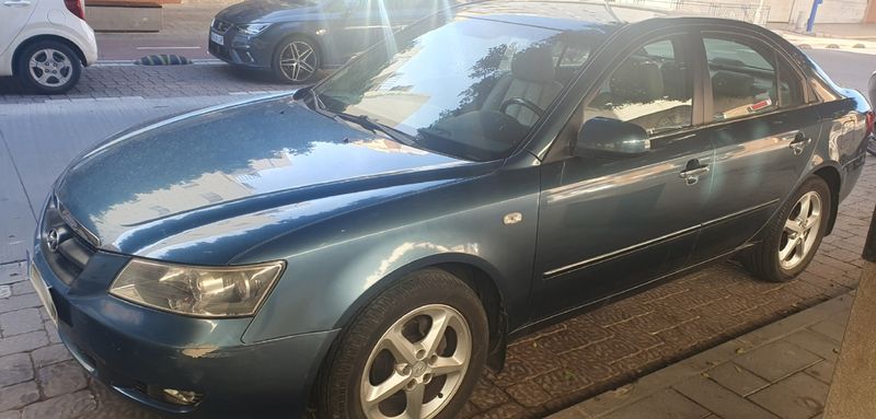 Hyundai Sonata 59.000 km en Melilla - foto 1