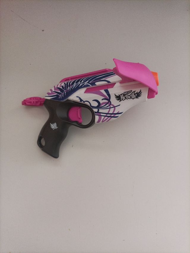 Pistolas de juguete Nerf Rebelle