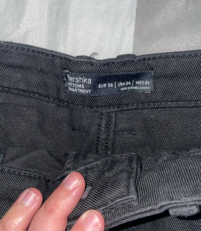 Pantalon corto negro