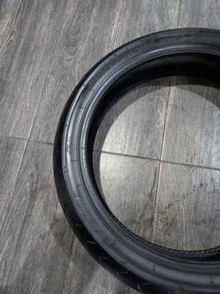 Neumatico bridgestone g709 radial 18"