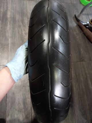 Neumatico bridgestone g709 radial 18"