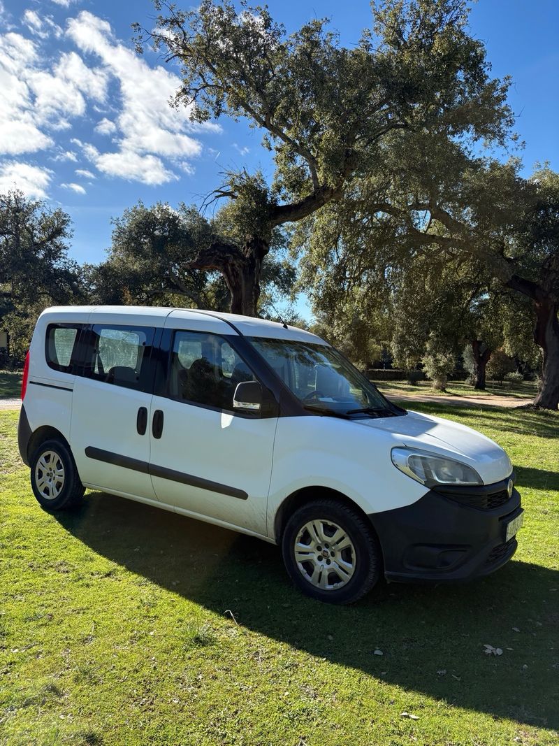 FIAT Doblò 2017 - foto 1