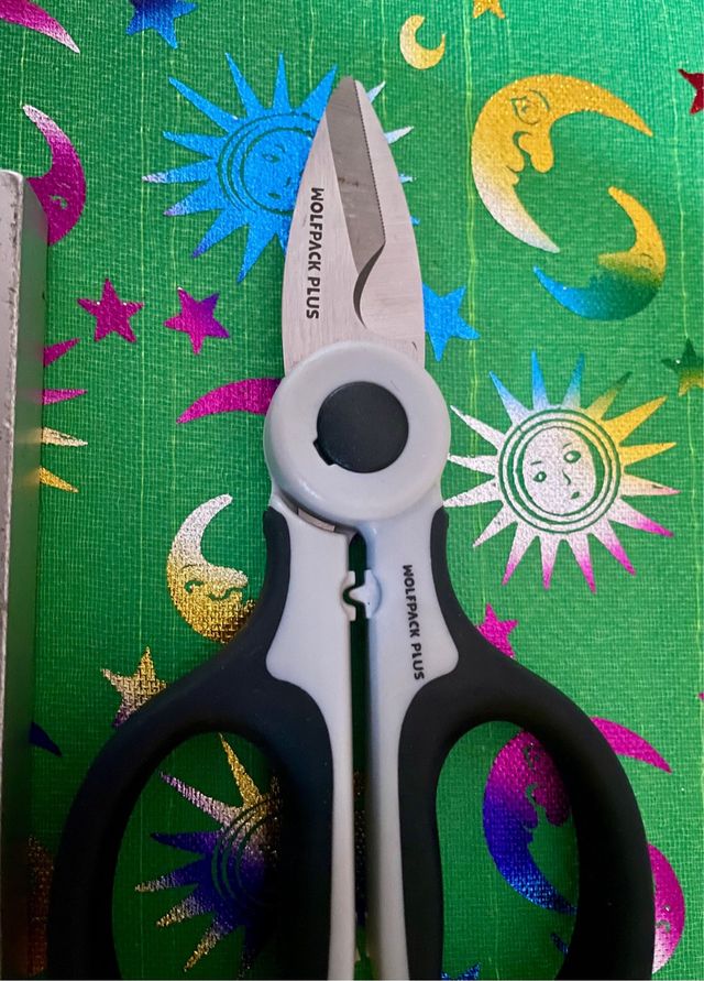 Tijeras de eléctricista