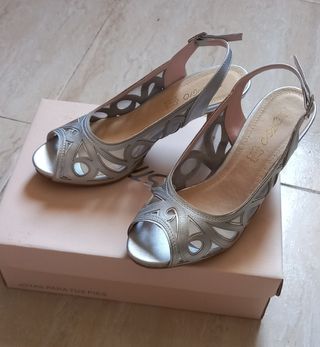 Zapatos tacon plata