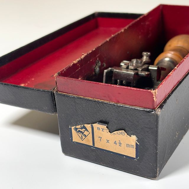 timbro automatico a 7 cifre anni 40 con scatola