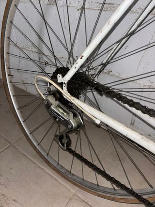 Bicicleta de carretera antigua