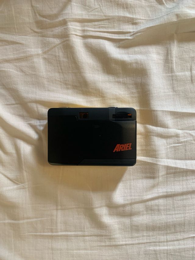 Fotocamera analogica moderna