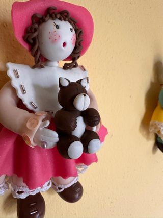 Coppia bamboline in pasta sintetica