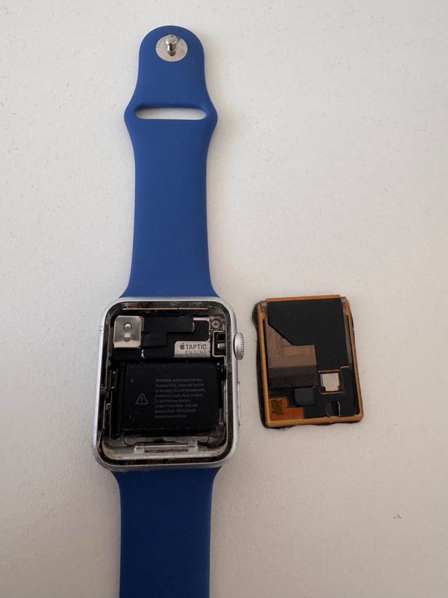 Apple watch 7000 series