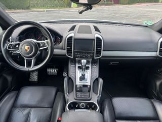 Porsche Cayenne 2015