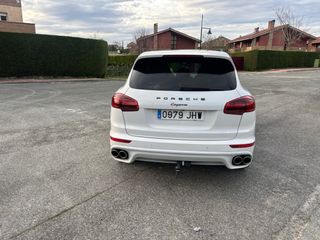Porsche Cayenne 2015