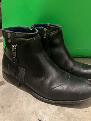Bota IKKS de piel 