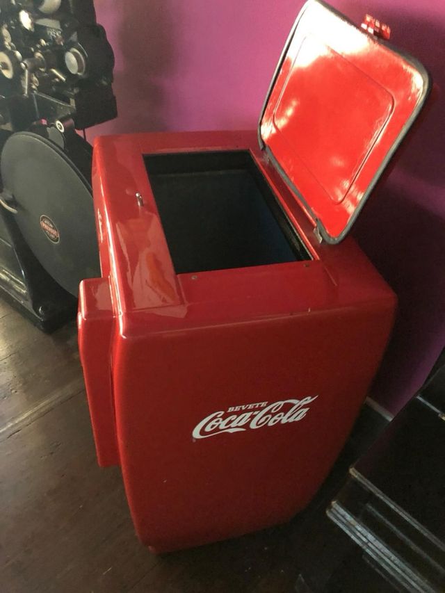 Ghiacciaia Coca Cola