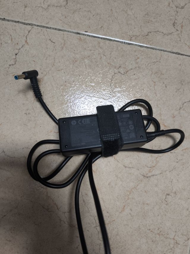 Cargador de portátil HP 19.5v 2.31A