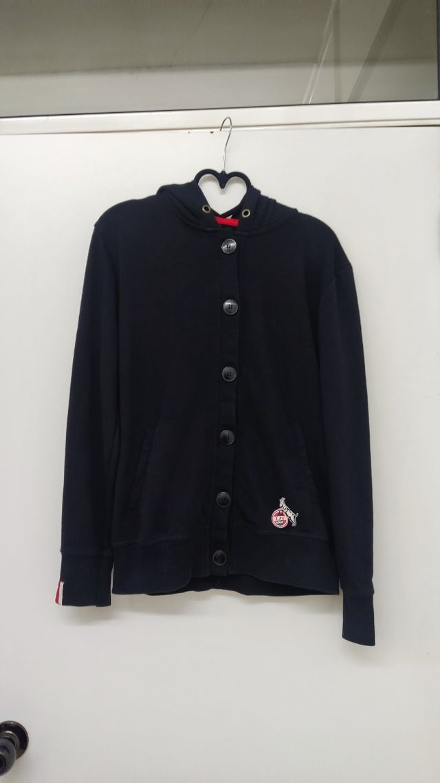 Sudadera con capucha.