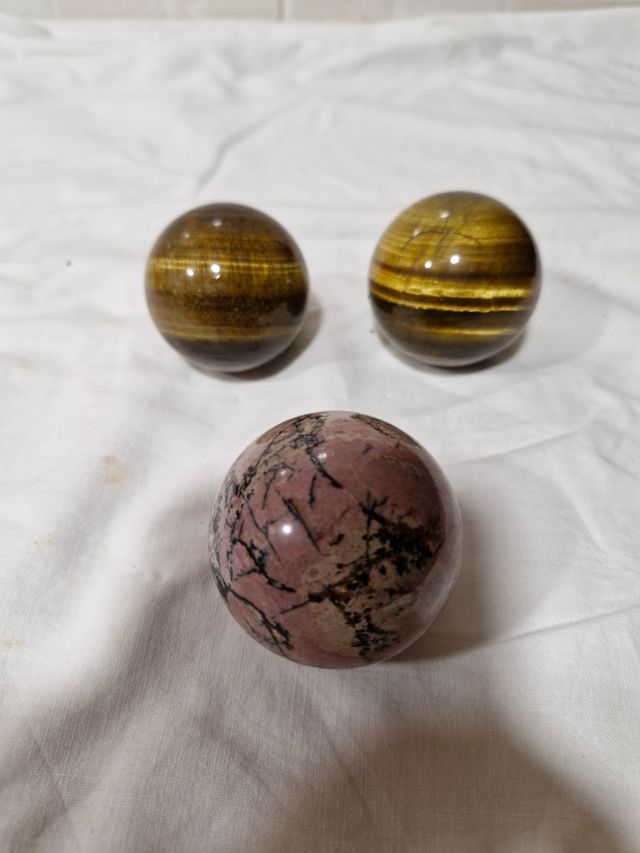 Ojo de tigre , Rodonita