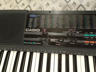 Teclado órgano Casio 