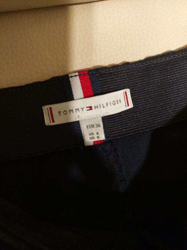 Pantaloni Tommy Hilfiger a sigaretta