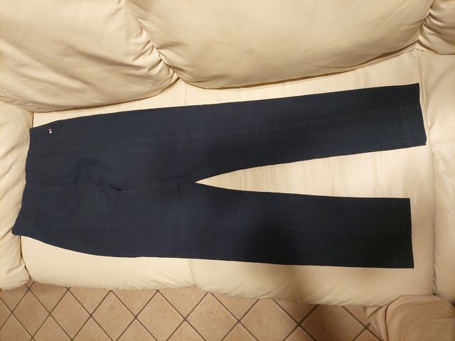 Pantaloni Tommy Hilfiger a sigaretta