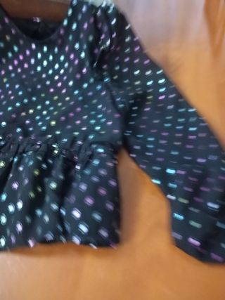 Blusa azul marino para ceremonias.