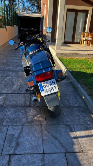 BMW K1