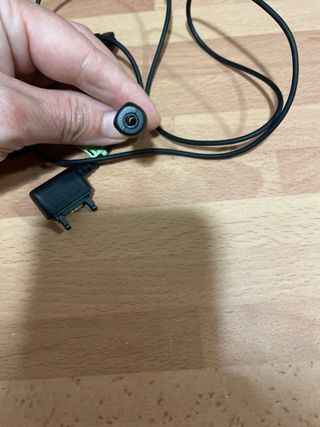 Cargador sony ericson antiguo