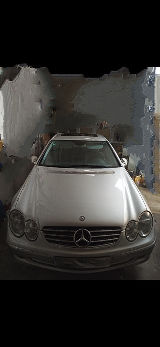 Mercedes-Benz  CLK 2004