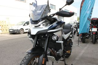 CFMOTO 800 MT EXPLORER 2025
