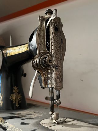 Máquina coser antigua Singer