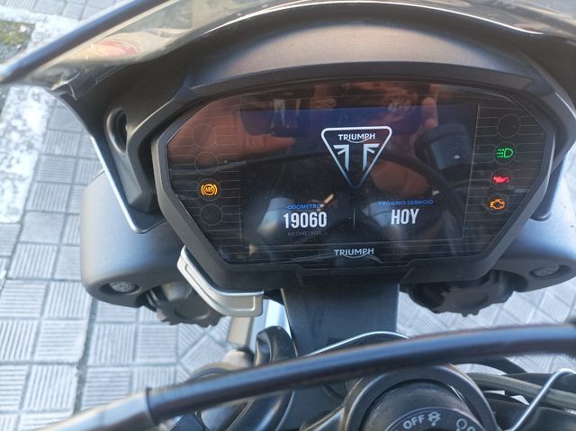 Triumph street triple rs