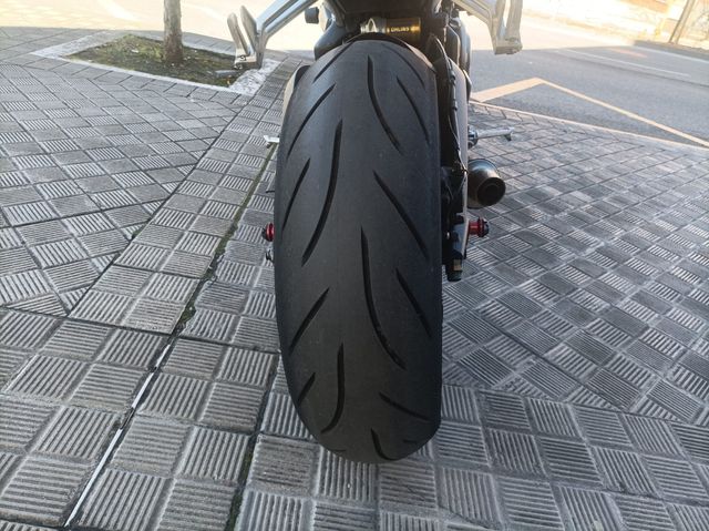 Triumph street triple rs