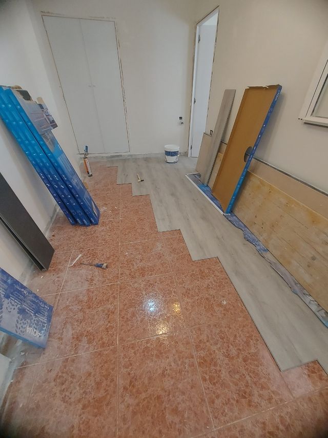 MONTAJES MUEBLES Y CARPINTERO